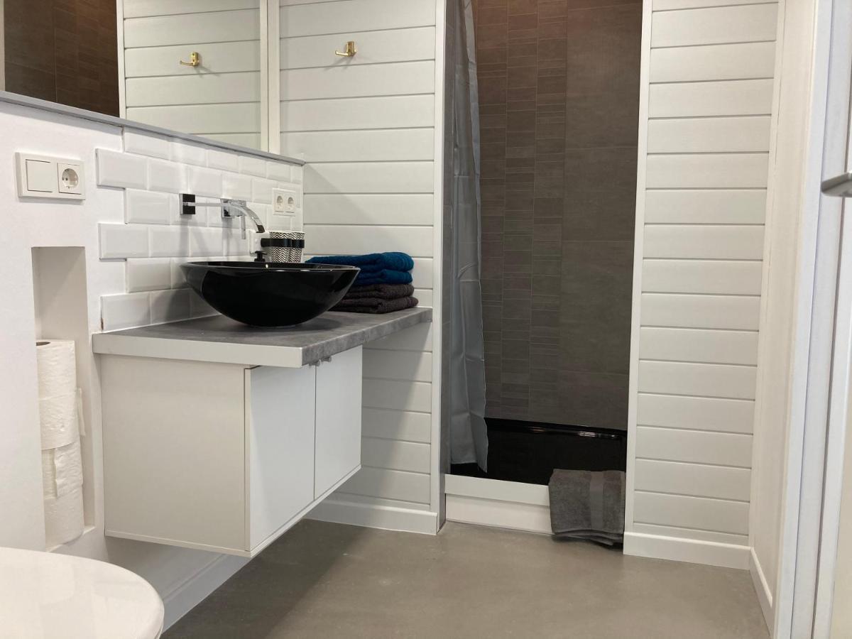 Living At Saarpartments - Adultsonly - Business & Holiday Homes With Kitchen For Long- And Short Term Stay, 3 Min To St Johanner Markt And Points Of Interest ساربروكن المظهر الخارجي الصورة